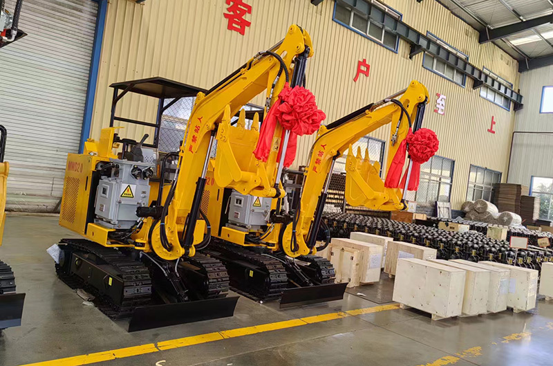 山東礦安重工生產(chǎn)的兩臺2.0電動挖掘機發(fā)貨